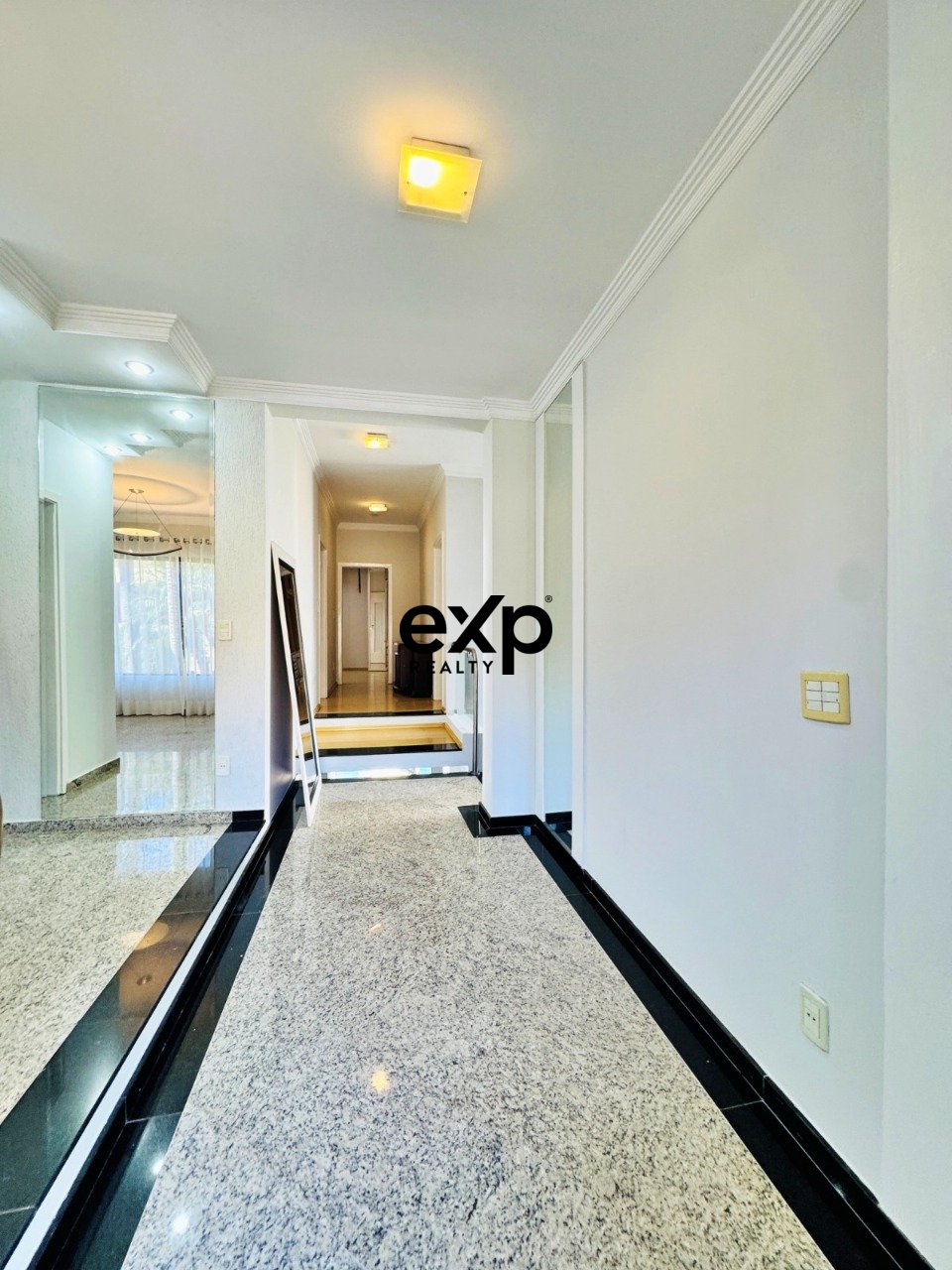 Condominium House for sale in Valinhos, João Previtalle 2780 Condomínio Residencial Terras do Caribe Valinhos 13272-400, 5 m²
