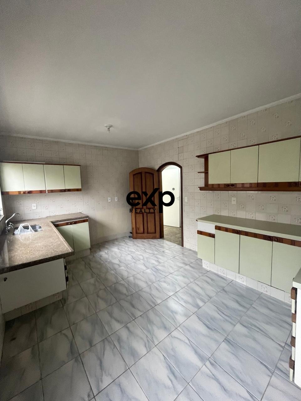 Casa comercial para alugar em Valinhos, João Luiz Ungaretti 4 Vila Boa Esperança Valinhos 13270-363, 250 m²