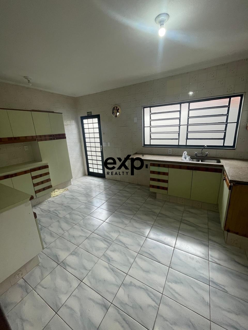 Casa comercial para alugar em Valinhos, João Luiz Ungaretti 4 Vila Boa Esperança Valinhos 13270-363, 250 m²