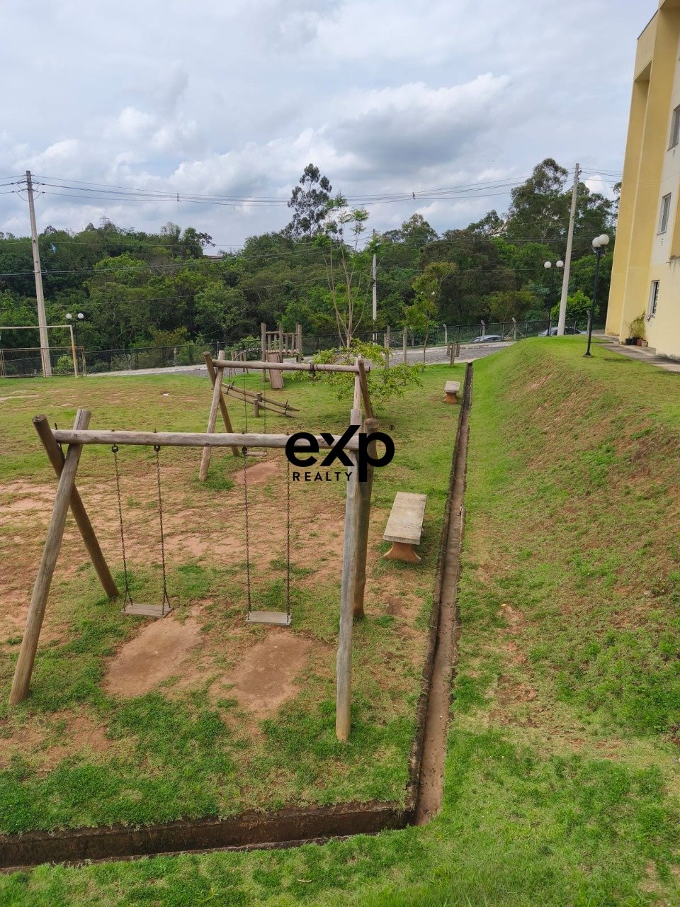 Apartamento para alugar em Vinhedo, Rua Ilda Cruz 118 Vista Alegre Vinhedo 13285-303, 60 m²