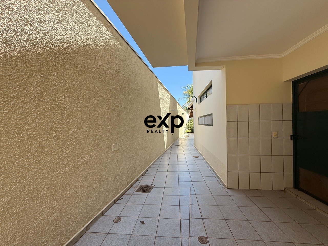 Casa em Condomínio à venda em Campinas, Olympio Pattaro 701 Loteamento Residencial Barão do Café Campinas 13085-045, 705 m²
