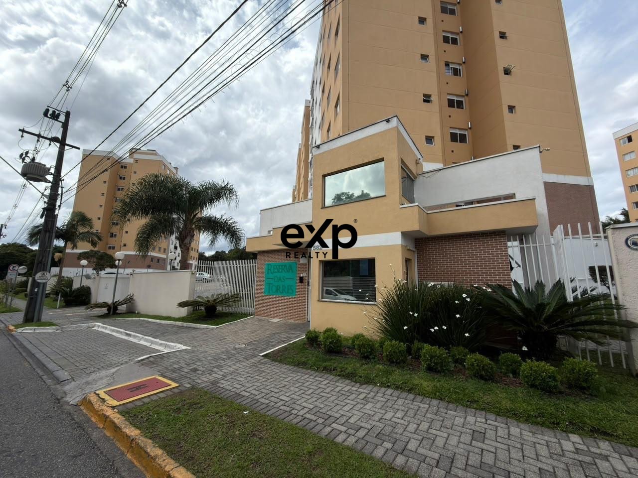 Apartamento à venda em Curitiba, Agostinho Ângelo Trevisan 582 Uberaba Curitiba 81560-280, 89 m²