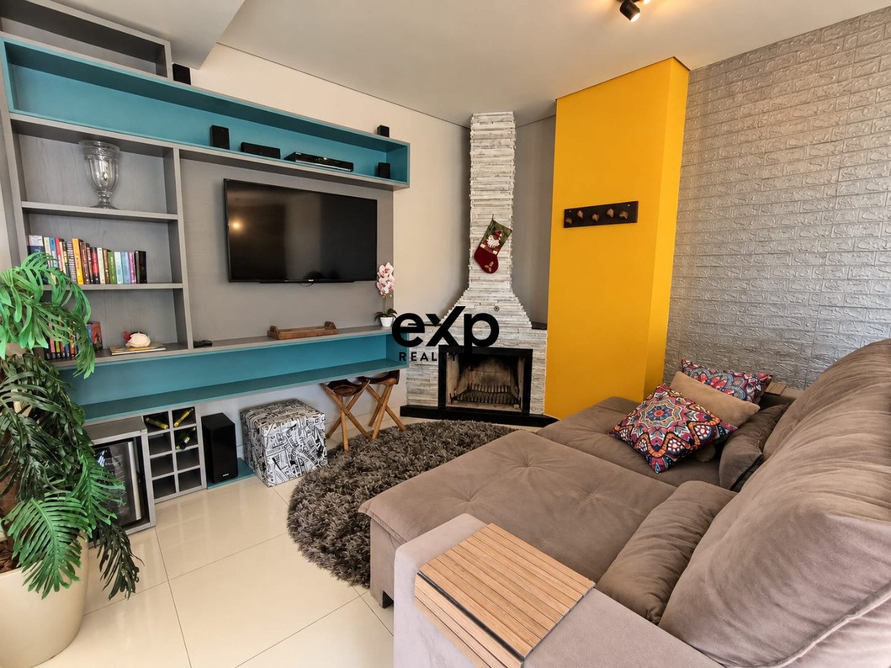 Triplex à venda em São José dos Pinhais, José Luciano 640 Pedro Moro São José dos Pinhais 83020-130, 220 m²