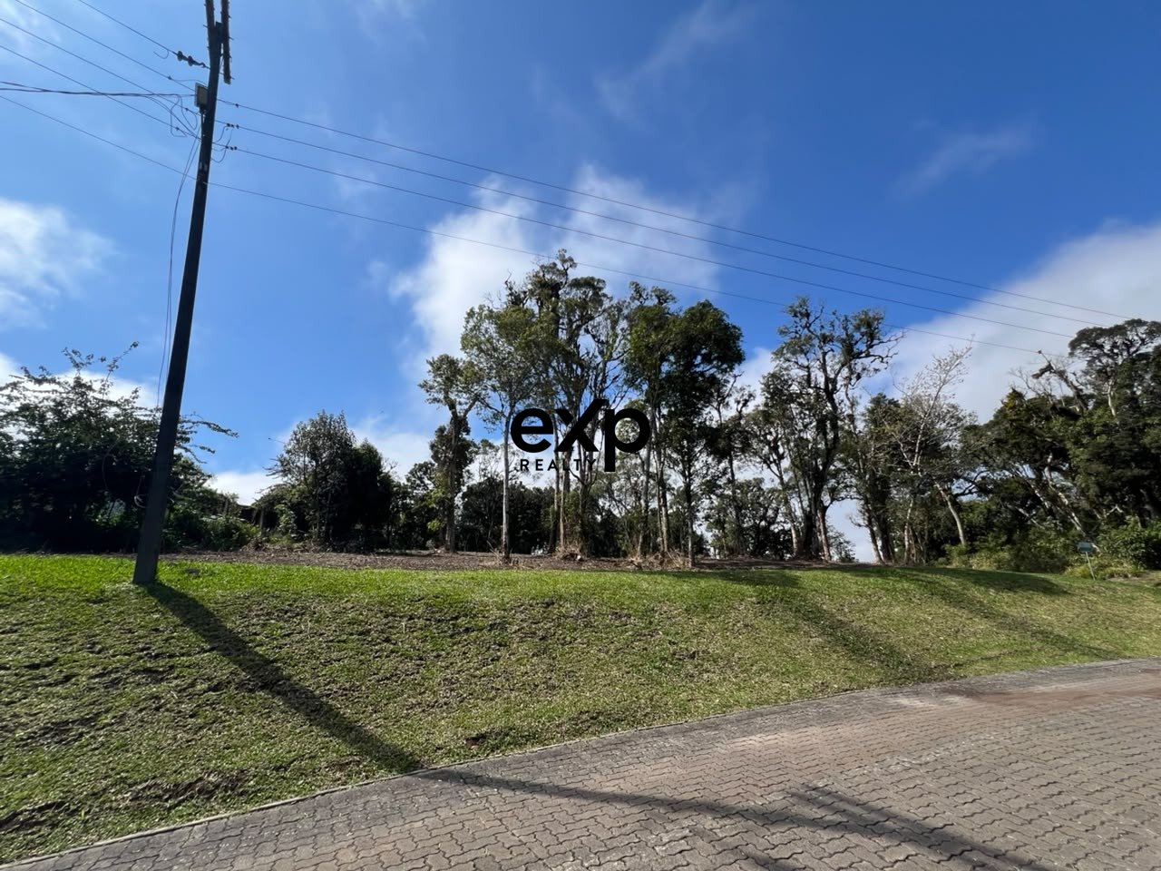Chácara à venda em São José dos Pinhais, Br 277 Km 57 20875 Borda do Campo São José dos Pinhais 83075-000, 24931 m²