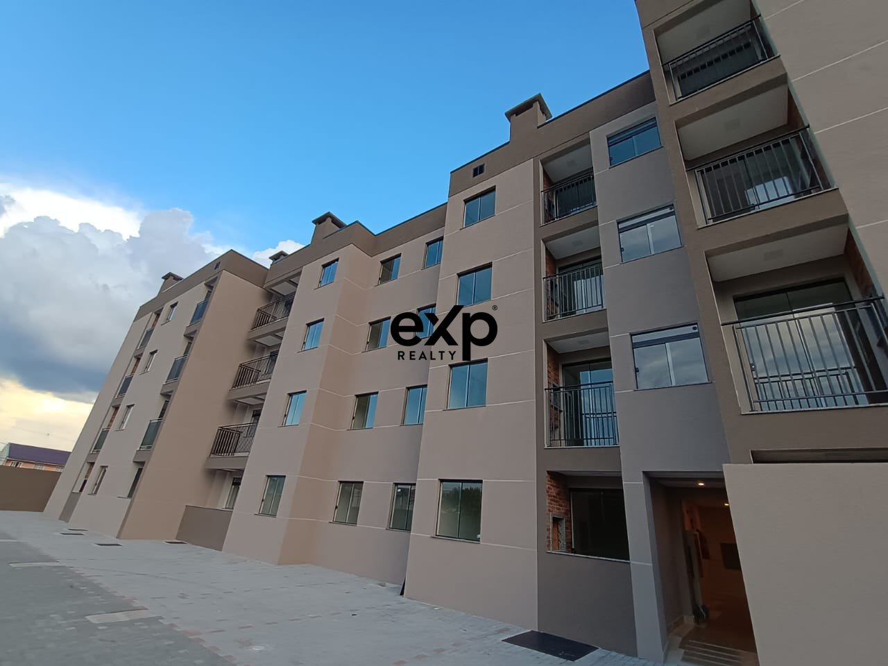 Jardim à venda em São José dos Pinhais, Bernardo Dombrowski 2145 Parque da Fonte São José dos Pinhais 83050-440, 60 m²