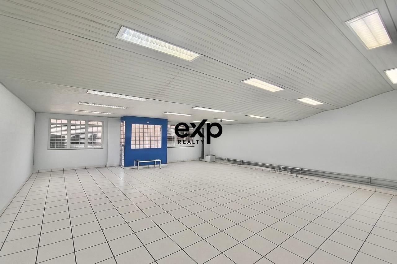 Galpão para alugar em Valinhos, dos Esportes 1065 Vila Bissoto Valinhos 13270-210, 280 m²