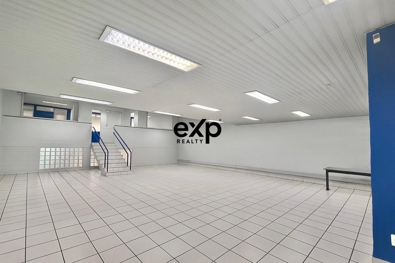 Galpão para alugar em Valinhos, dos Esportes 1065 Vila Bissoto Valinhos 13270-210, 280 m²
