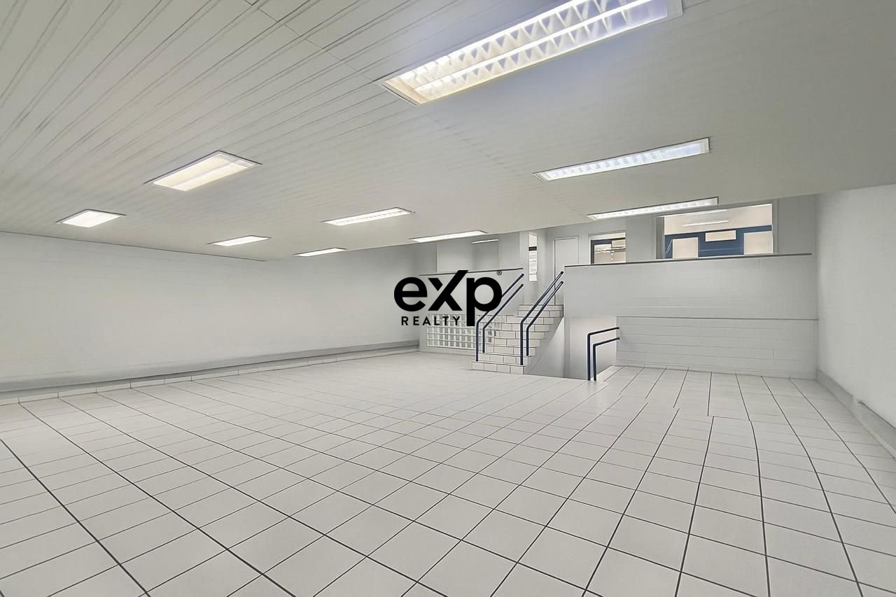 Galpão para alugar em Valinhos, dos Esportes 1065 Vila Bissoto Valinhos 13270-210, 280 m²