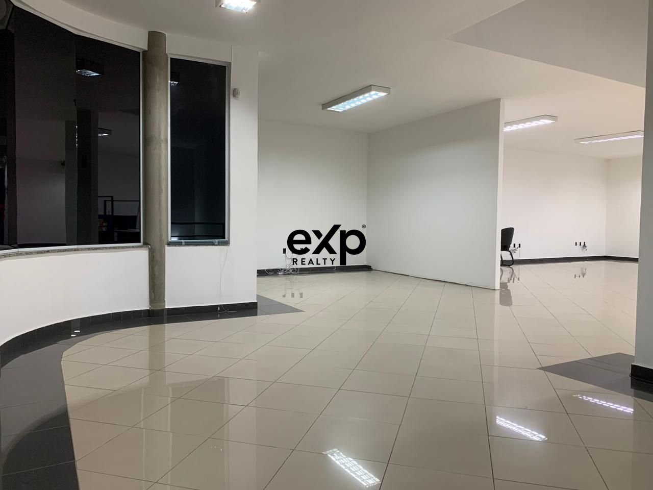 Galpão à venda em Valinhos, Invernada 1963 Parque Nova Suíça Valinhos 13271-450, 312 m²