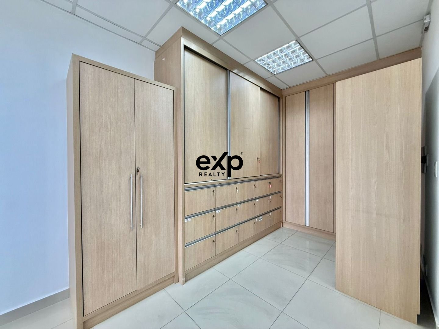 Offices/Suites for rent in Valinhos, Luiz Spiandorelli Neto 60 Residencial Terras do  Paiquerê Valinhos 13271-570, 116 m²