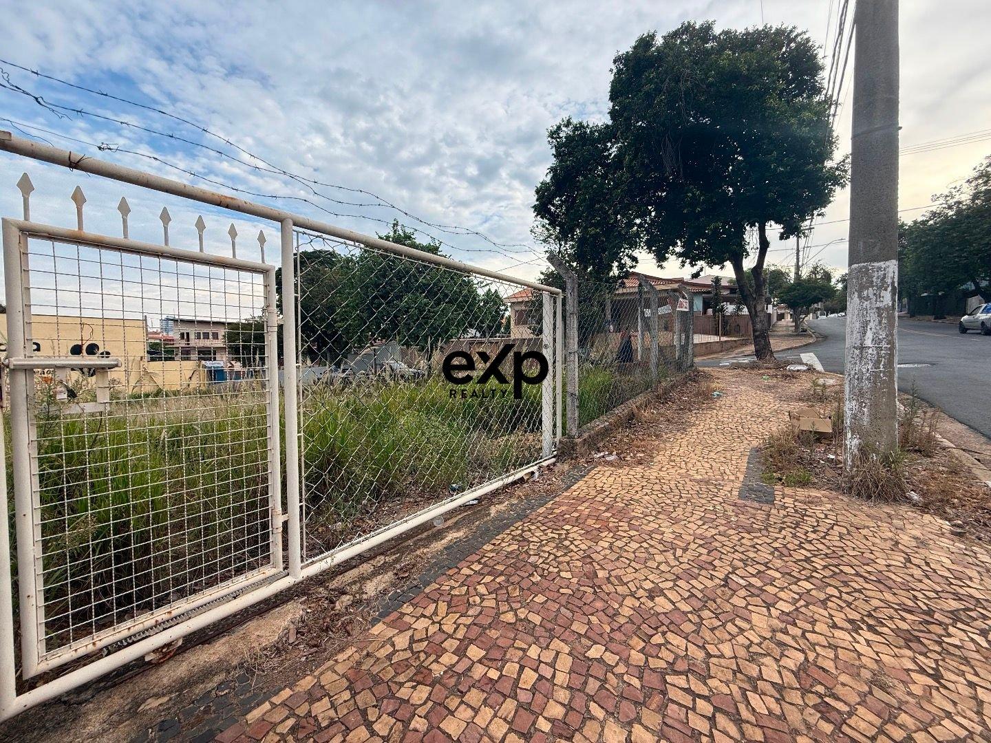 Terreno à venda em Valinhos, Caieiras 123 Jardim Paulista Valinhos 13276-350, 310 m²
