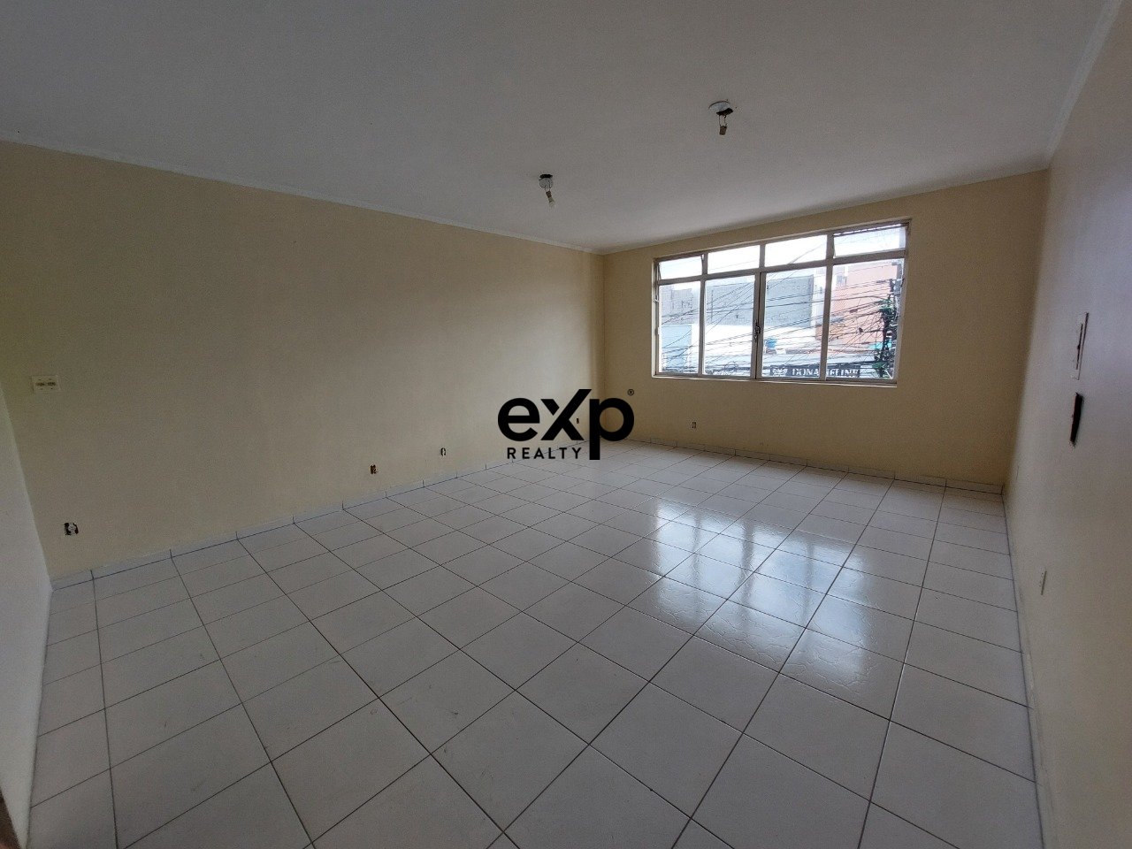 Sala Comercial para Aluguel - Andar Inteiro - 190 m² - Atibaia/SP