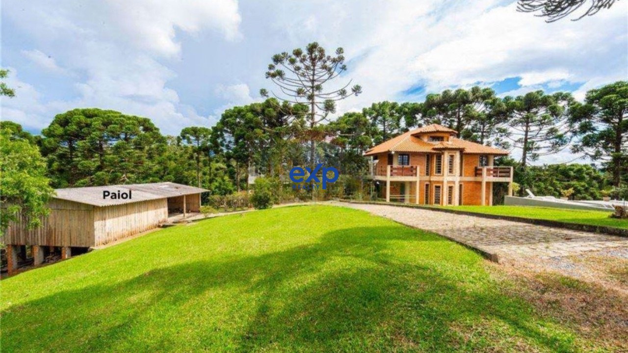 Chacara Quatro Barras, com Piscina e Casa com 4 quartos
