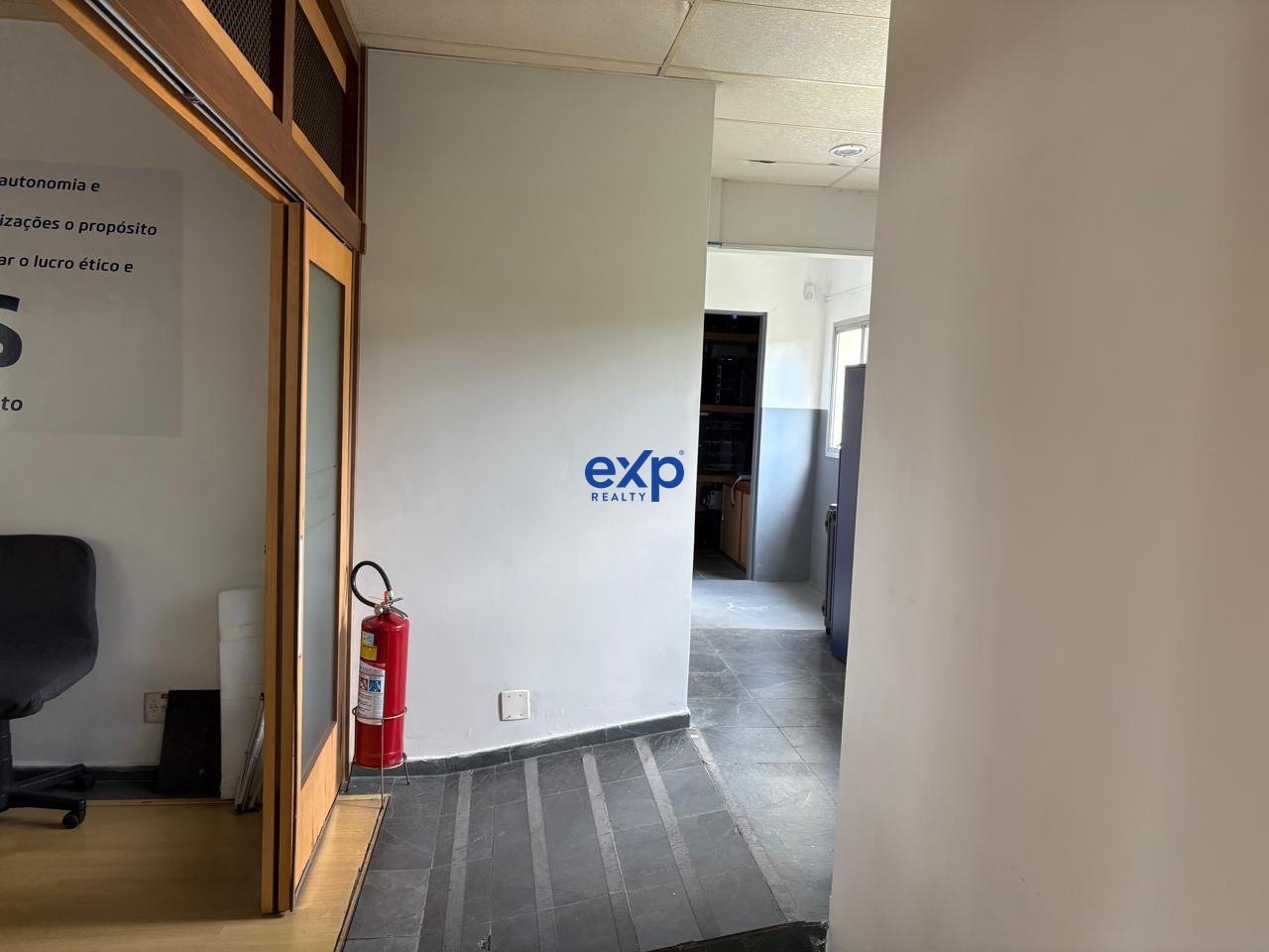 Prédio Comercial à venda em São Paulo, Guarapiranga 3700 Guarapiranga São Paulo 04910-015, 1600 m²