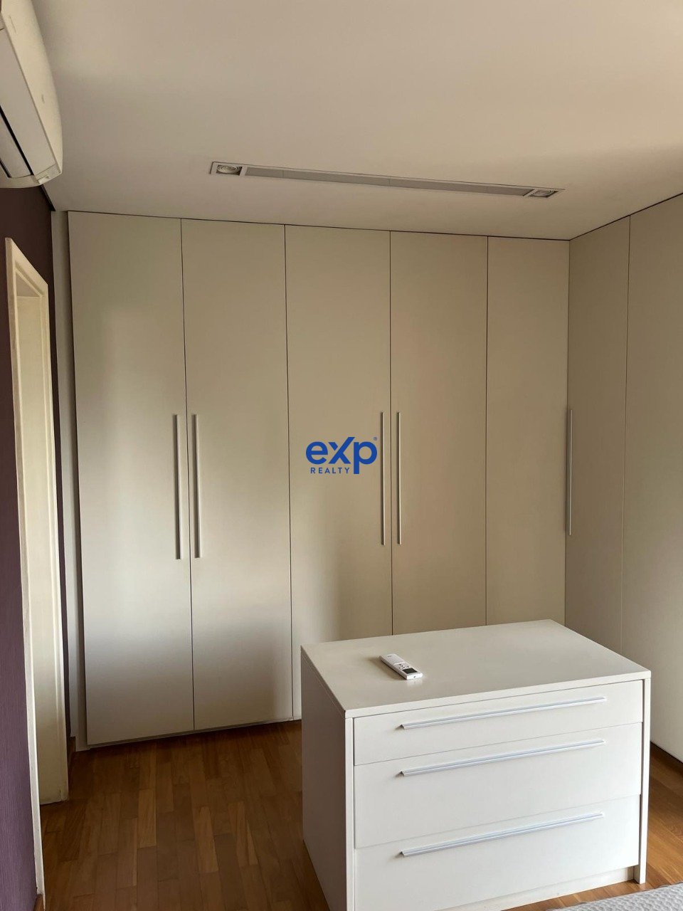 Apartamento à venda com 207m², 4 quartos e 4 vagas