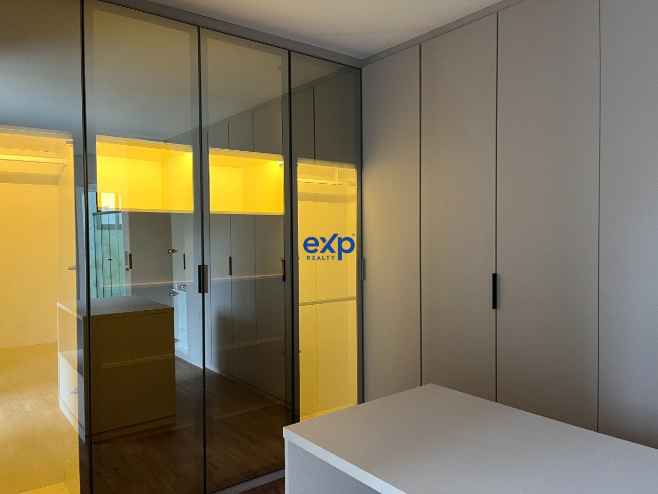 Casa com 4 suítes no Residencial Jatibela/Campinas, conforto e praticidade