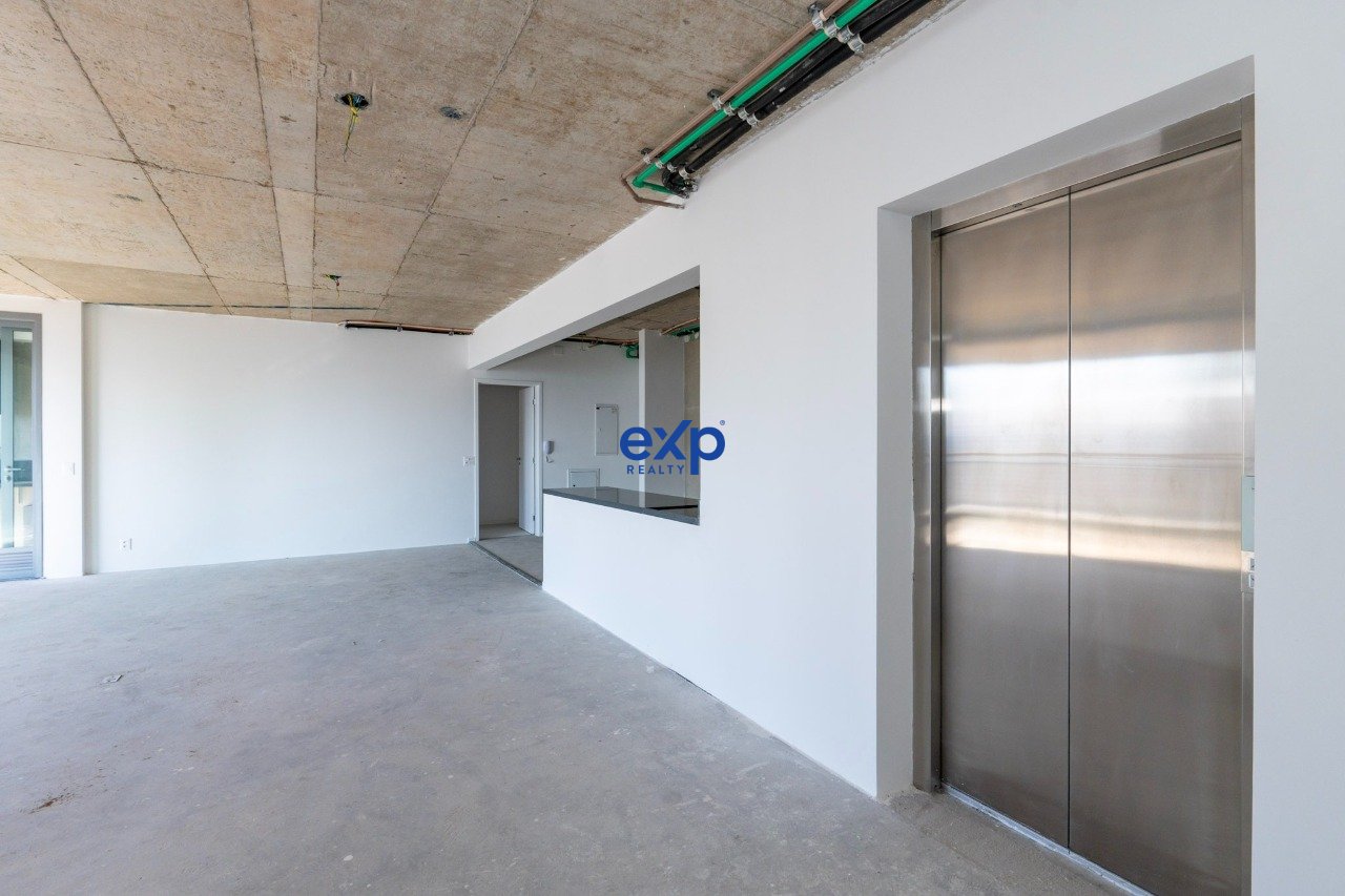 Apartamento com 4 suítes - 195 m² - Brooklin - 3 vagas de garagem