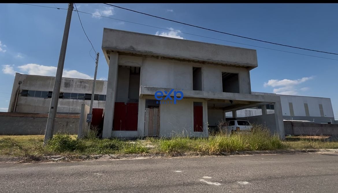 Casa em Condomínio à venda em São José dos Pinhais, Laerte Fenelon 1190 Ipê São José dos Pinhais 83055-050, 210 m²
