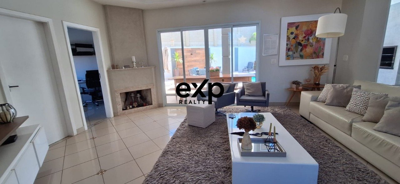 Casa em Condomínio à venda em Valinhos, Campos Salles 2535 Vila Condomínio Vivendas das Quaresmeiras Valinhos 13272-350, 702 m²