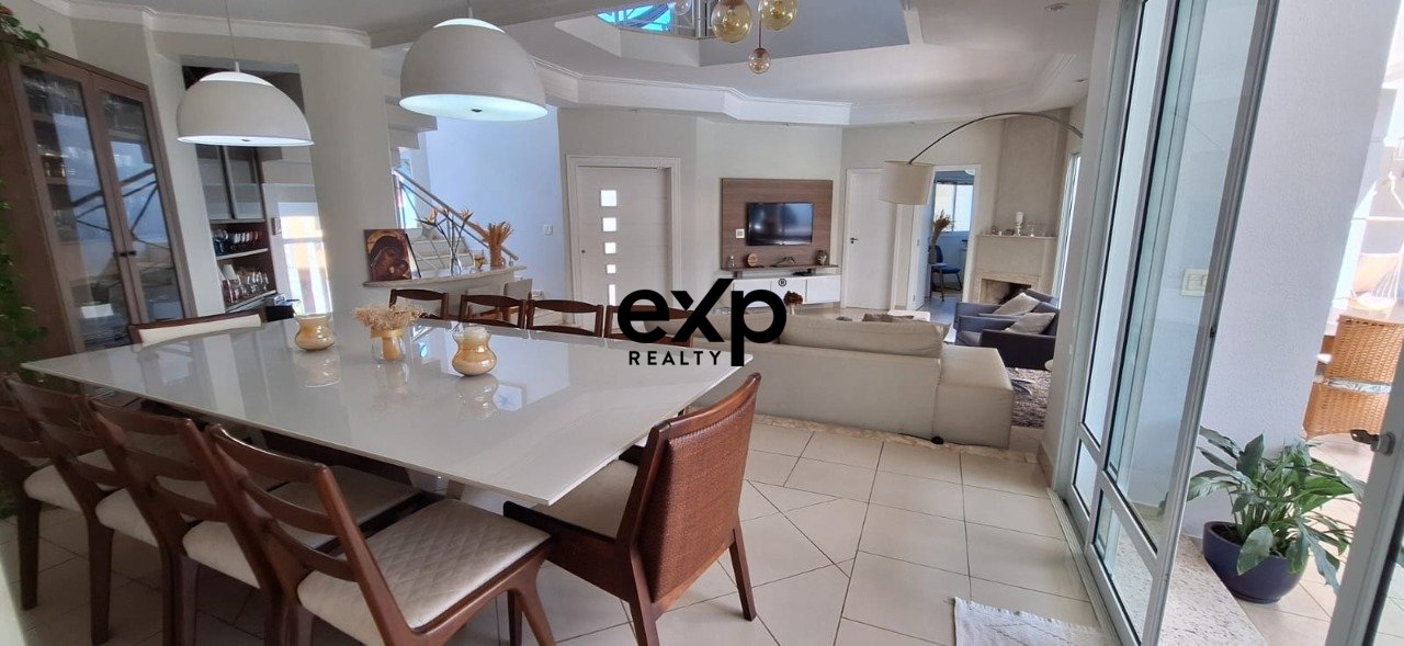 Casa em Condomínio à venda em Valinhos, Campos Salles 2535 Vila Condomínio Vivendas das Quaresmeiras Valinhos 13272-350, 702 m²