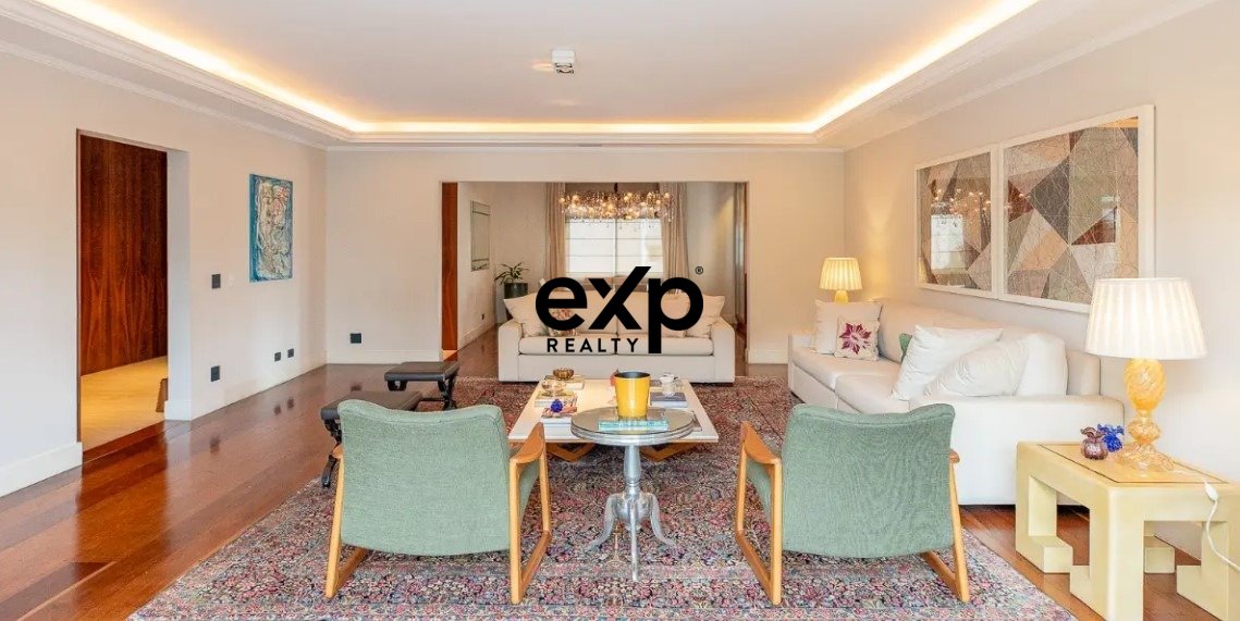 Apartamento à venda em São Paulo, Sabiá 540 Moema São Paulo 04515-000, 306 m²
