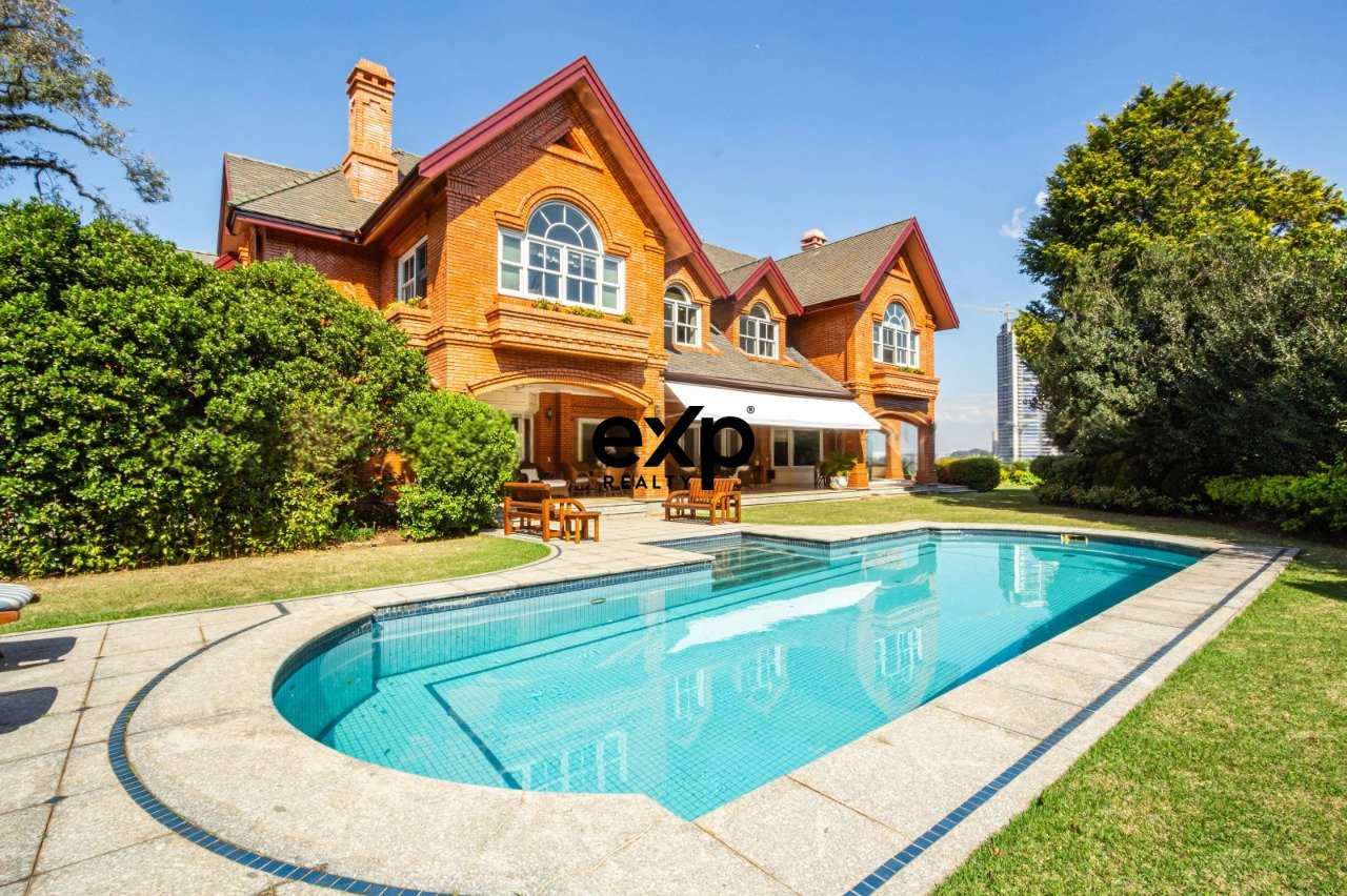 Casa de Alto Padrão no Morumbi  750m  5 suites  a venda