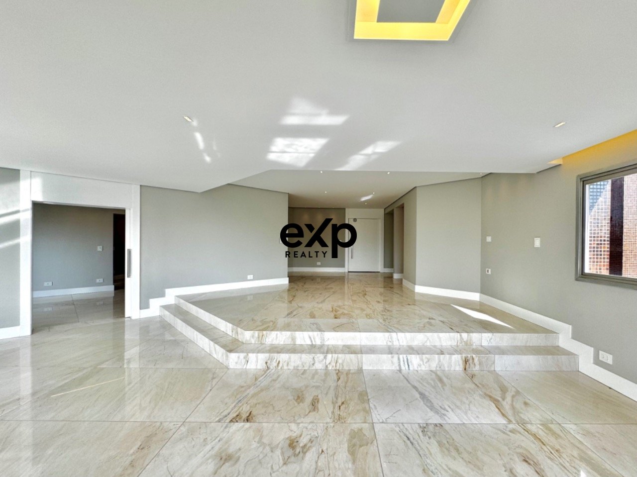 APARTAMENTO, 4 QUARTOS NO AGUA VERDE