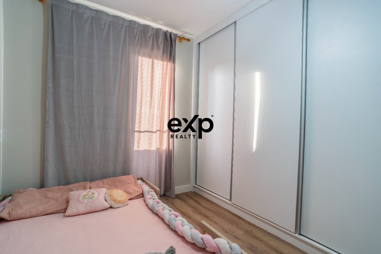 Casa em Condomínio à venda em Valinhos, Rua João Alonso 376 Jd. Sta. Helena Valinhos 13274-465, 178 m²