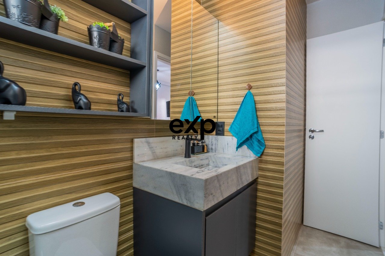 Casa em Condomínio à venda em Valinhos, Rua João Alonso 376 Jd. Sta. Helena Valinhos 13274-465, 178 m²