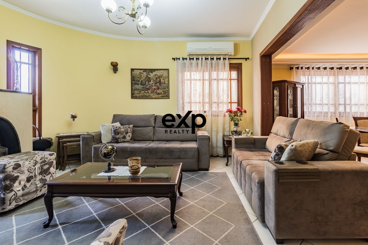Casa à venda em Porto Alegre, Rua Capitão Salustiano de Vargas 306 Jardim Itu Porto Alegre 91220-130, 395 m²