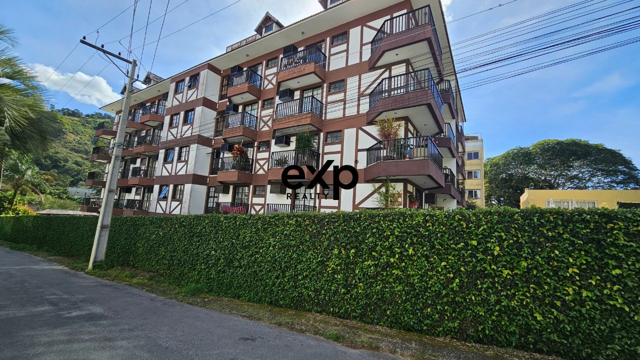 Apartamento à Venda em Itaipava, 140m² por R$ 1.097.000,00 - Petrópolis, RJ