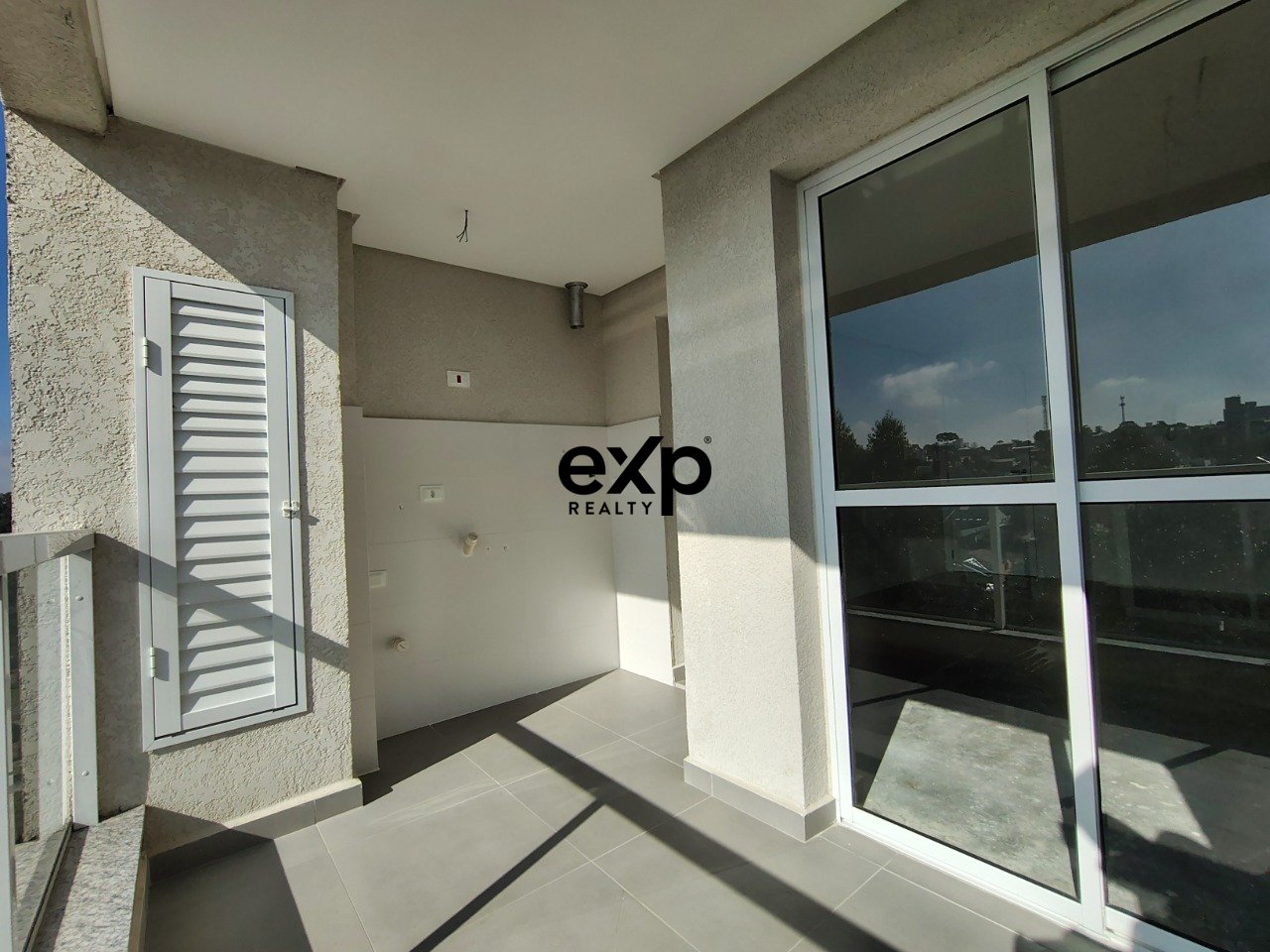Apartamento 2 Quartos com Suíte e Churrasqueira - Tinguí