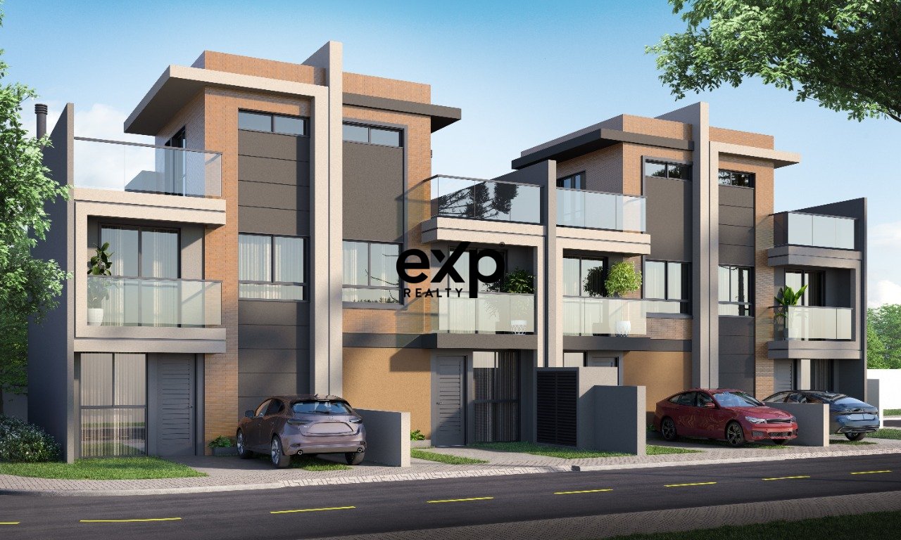 Casa triplex com 3 quartos, suíte no Santa Cândida!
