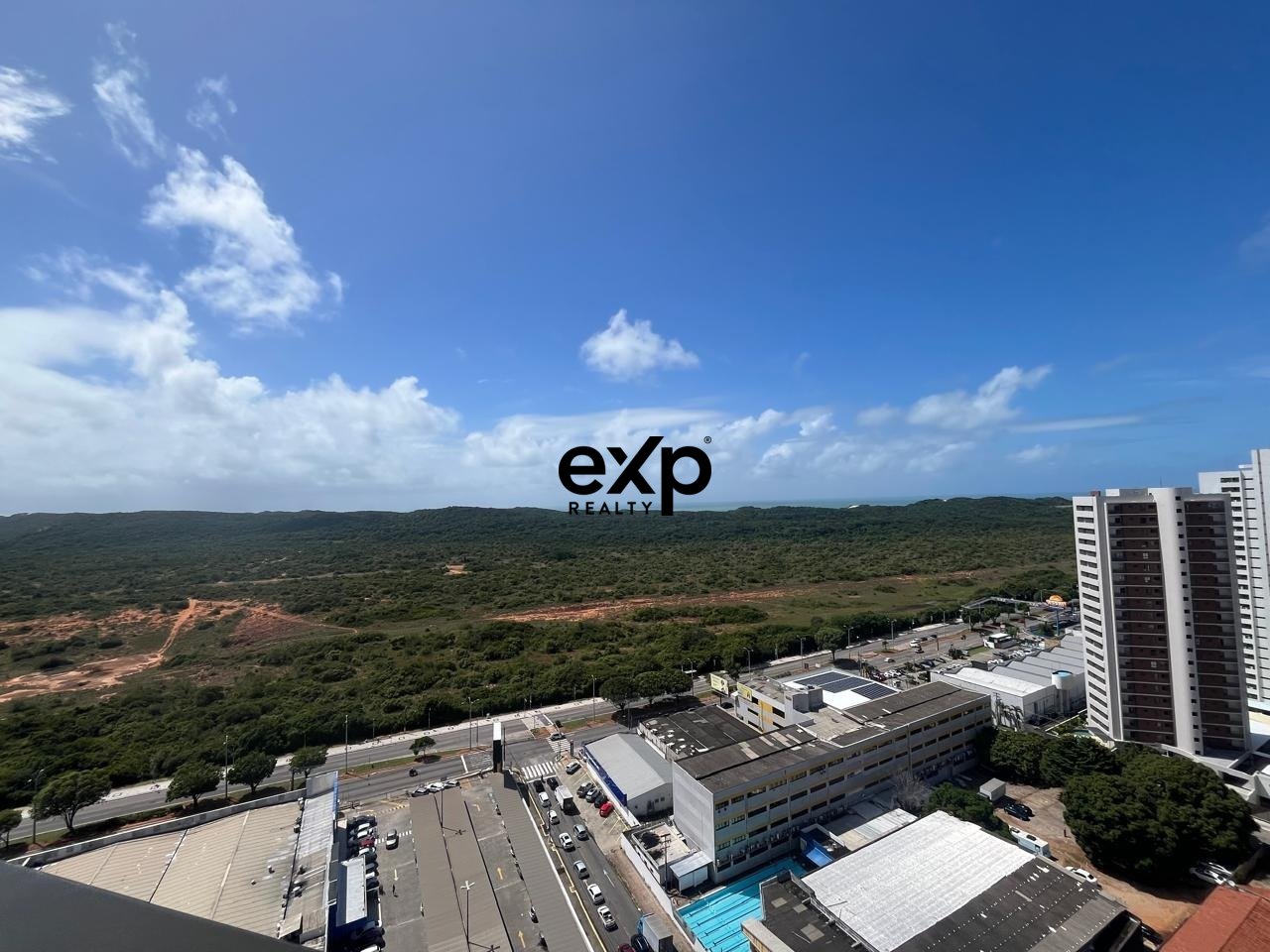 Duplex em Capim Macio com vista livre