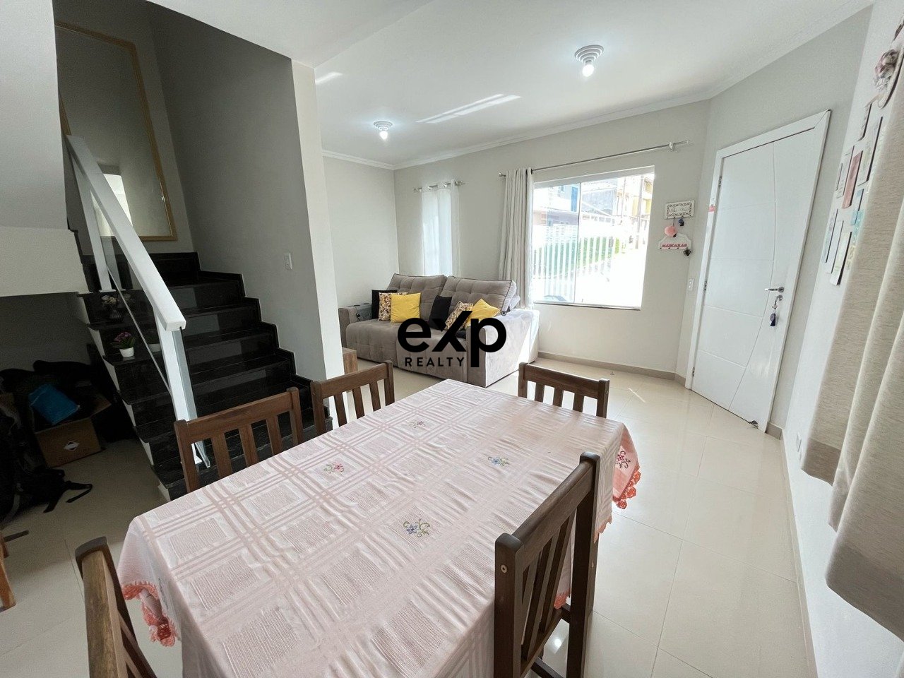 Casa à venda em Fazenda Rio Grande, Nossa Senhora Aparecida 2966 Santa Terezinha Fazenda Rio Grande 83829-308, 144 m²