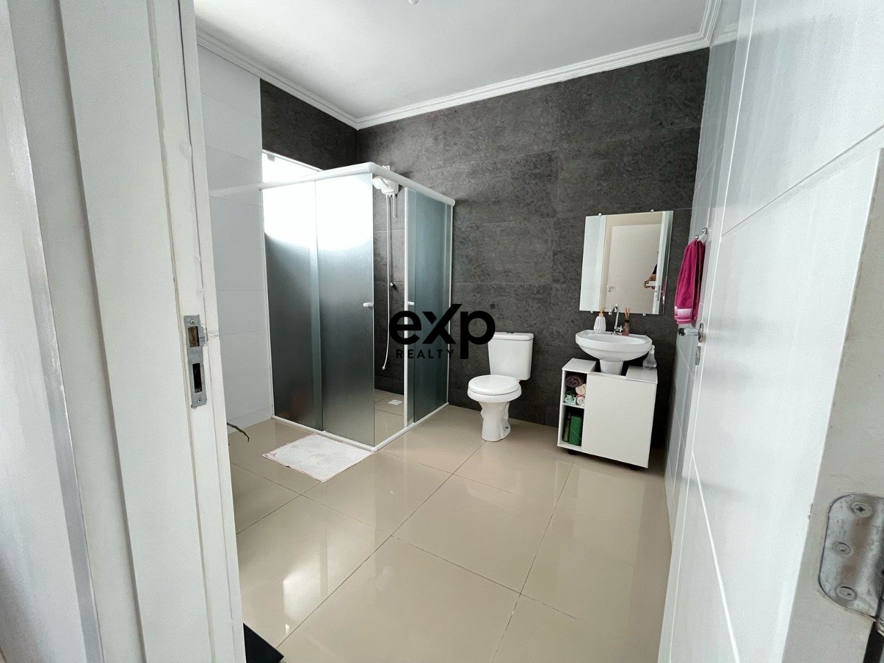 Casa à venda em Fazenda Rio Grande, Nossa Senhora Aparecida 2966 Santa Terezinha Fazenda Rio Grande 83829-308, 144 m²