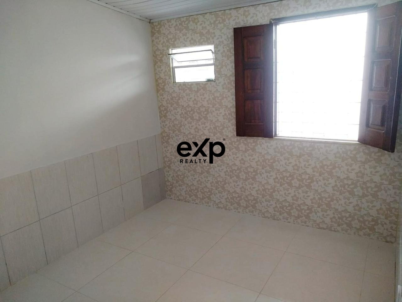 Casa à venda em Valença, Bahia - Graça - Escriturada