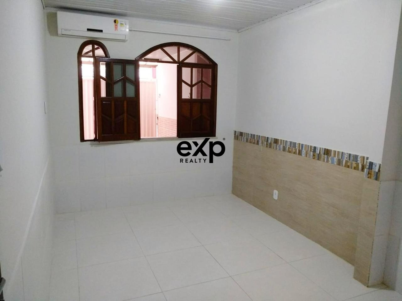 Casa à venda em Valença, Bahia - Graça - Escriturada
