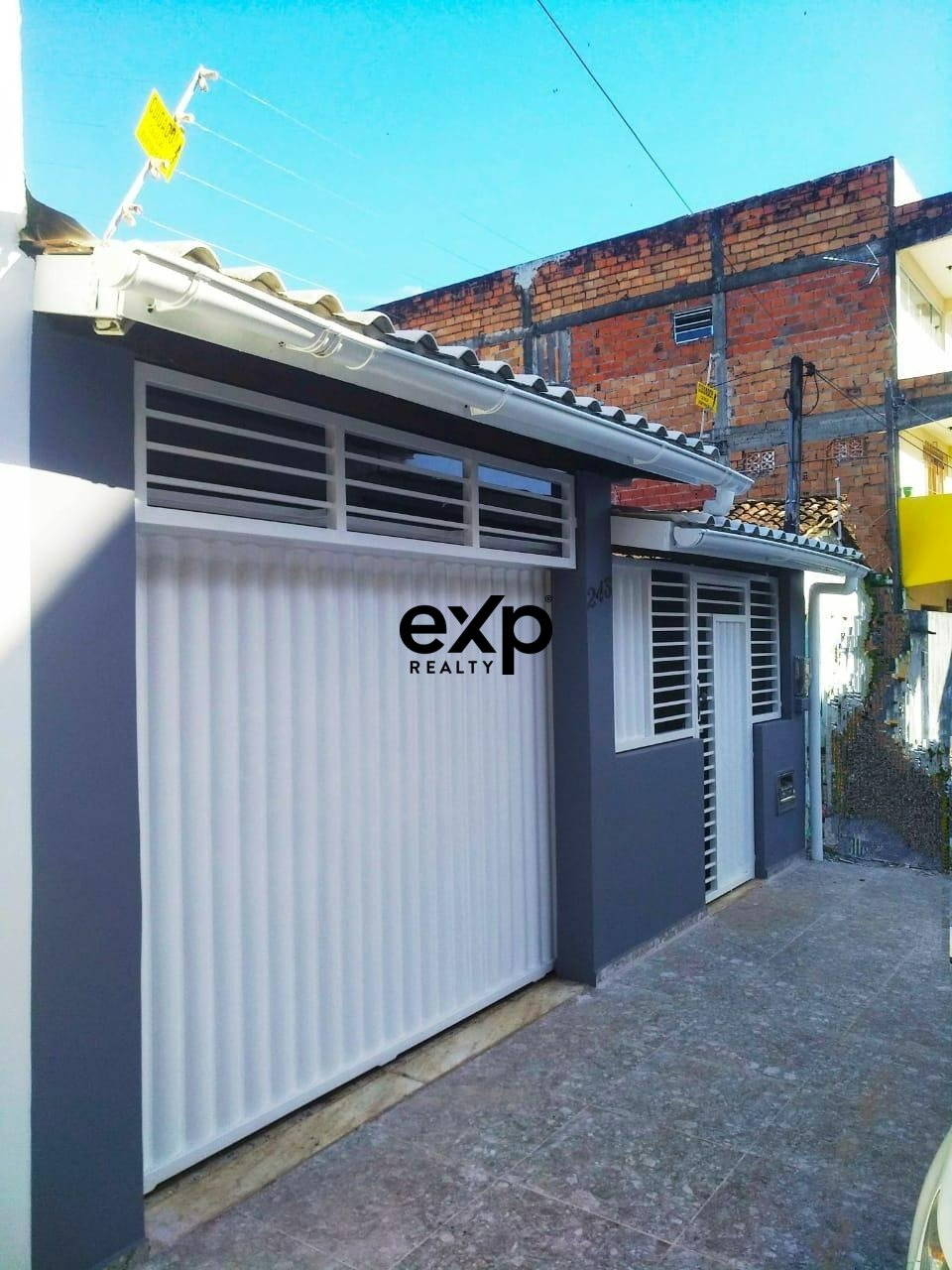 Casa à venda em Valença, Bahia - Graça - Escriturada