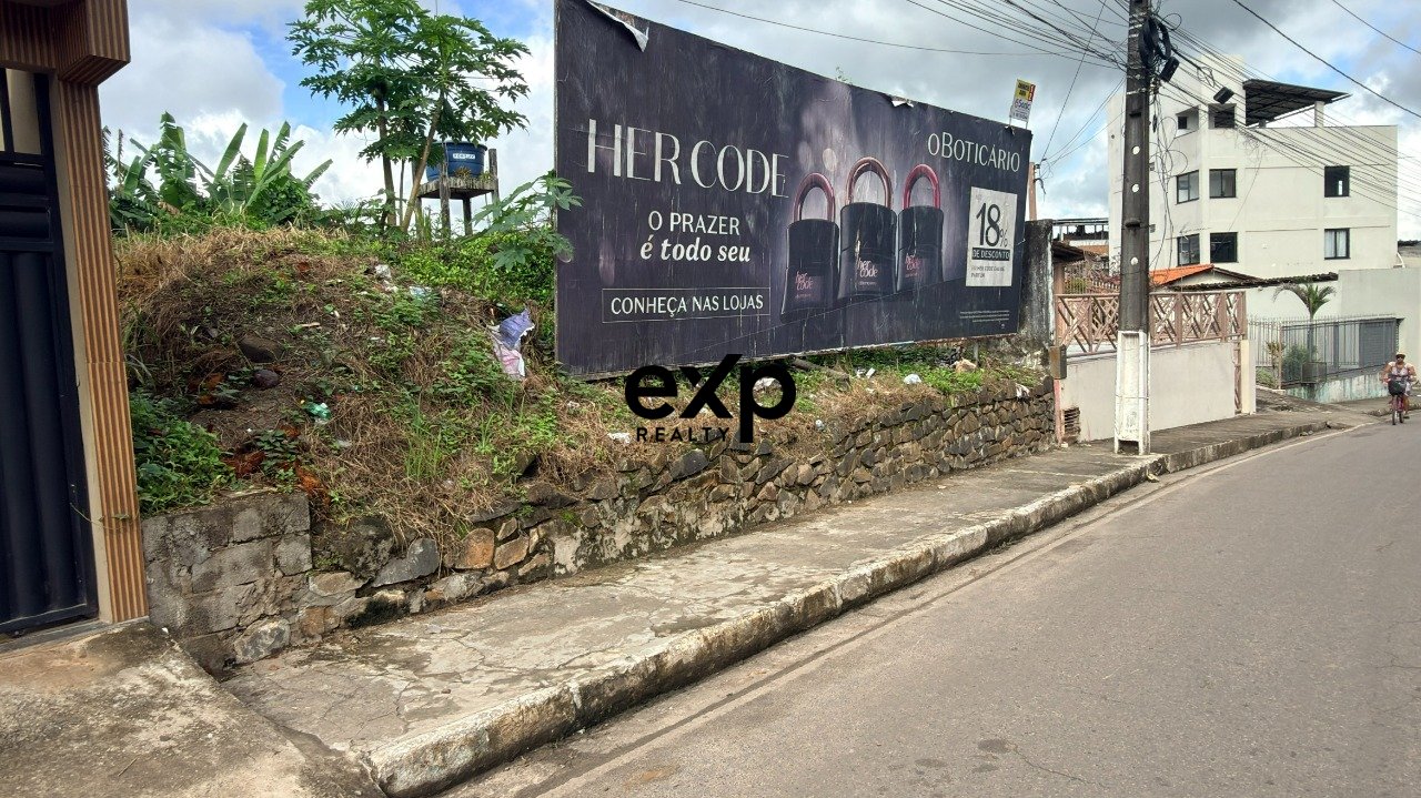 Terreno à venda em Valença/BA - 550m² - acesso duas ruas de alto fluxo