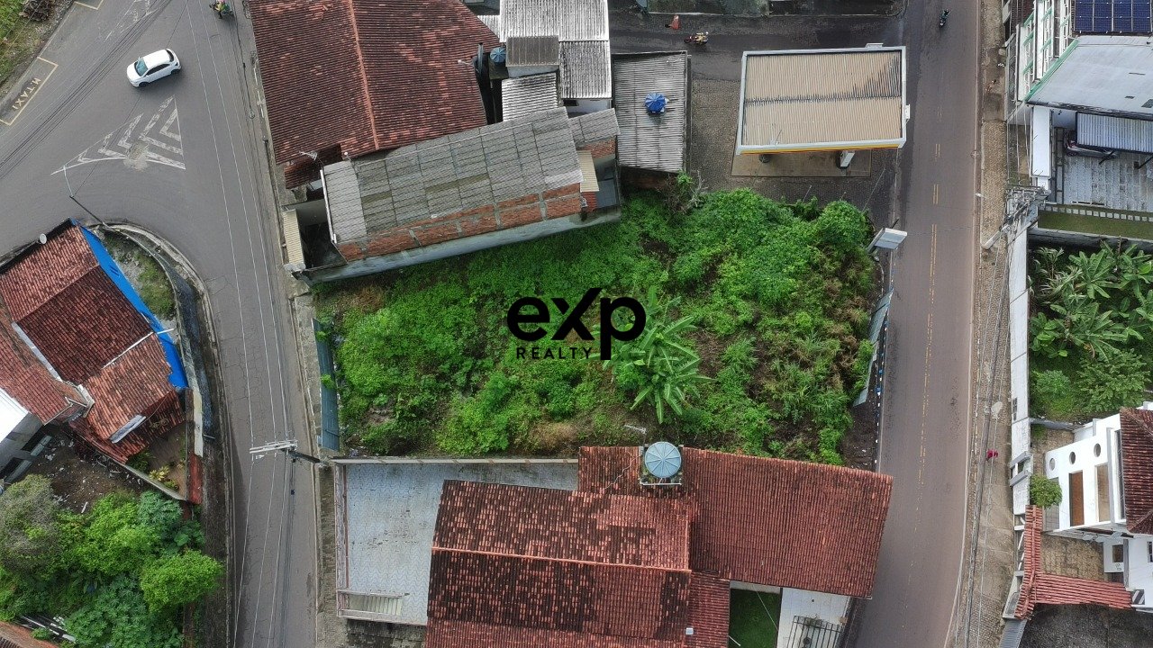 Terreno à venda em Valença/BA - 550m² - acesso duas ruas de alto fluxo