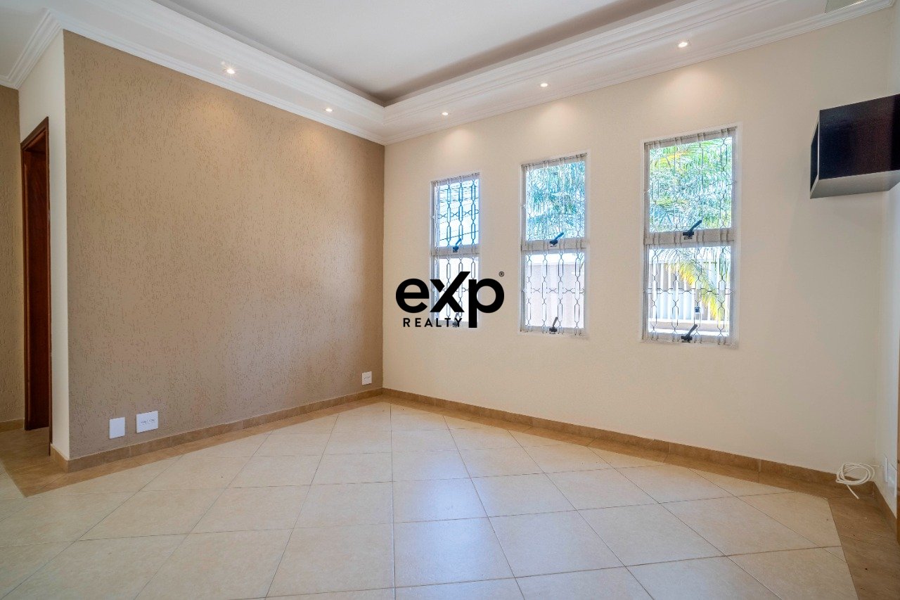 Casa for sale in Valinhos, João Alonso 235 Jardim Santa Helena Valinhos 13272-080, 300 m²