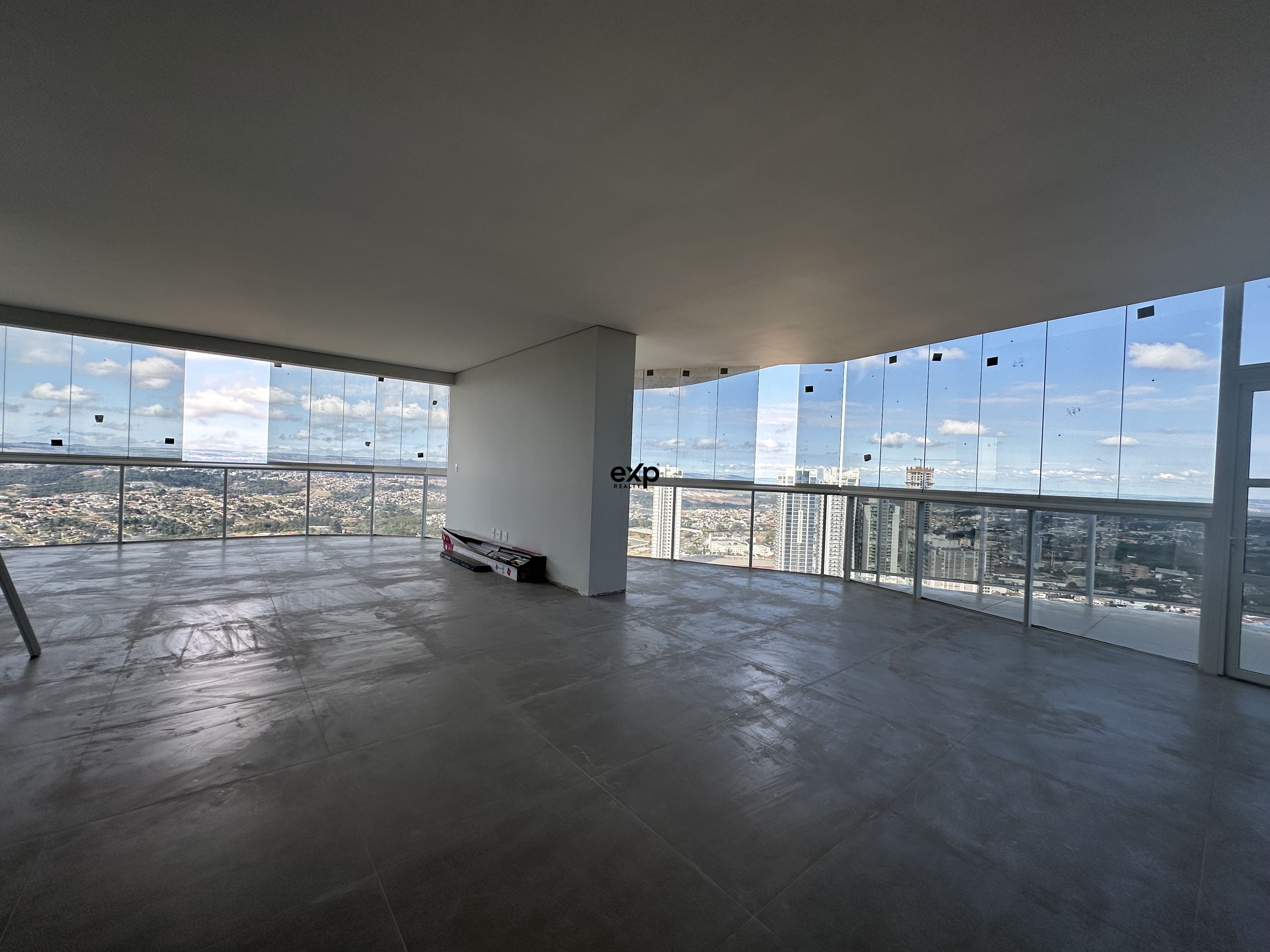 Apartamento à venda em Ponta Grossa, Silva Jardim 600 Centro Ponta Grossa 84040-020, 392 m²