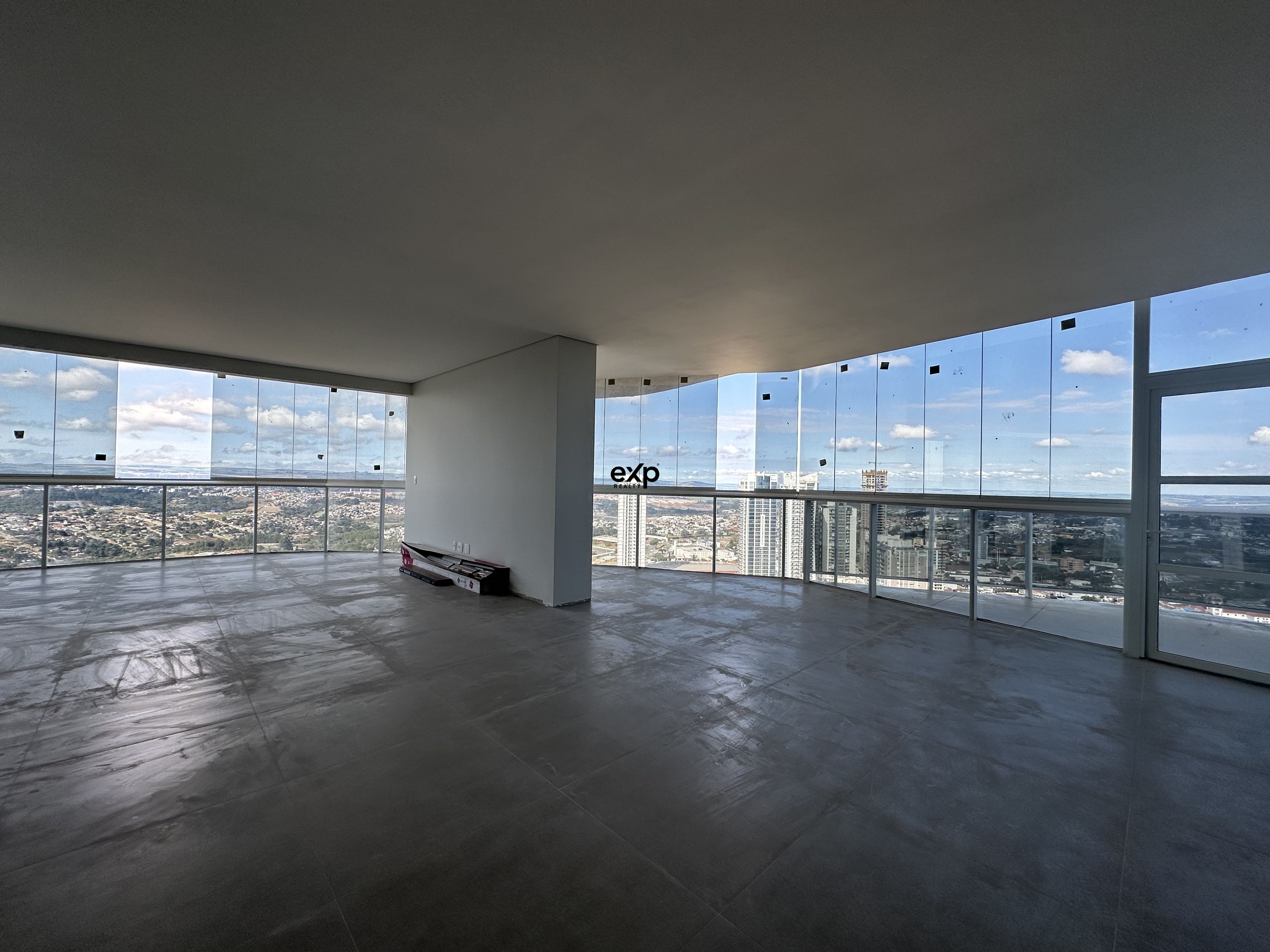 Apartamento à venda em Ponta Grossa, Silva Jardim 600 Centro Ponta Grossa 84040-020, 392 m²