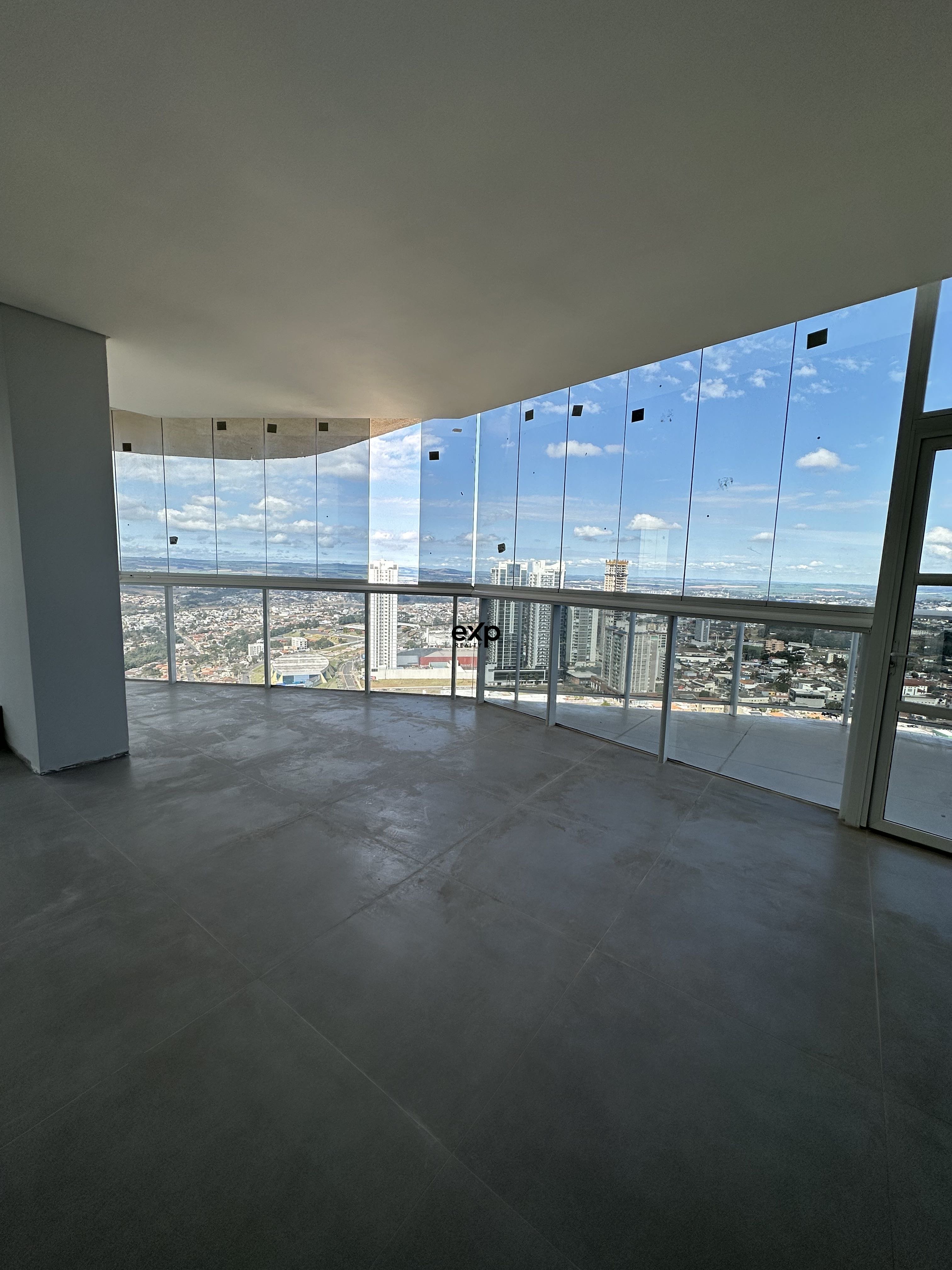 Apartamento à venda em Ponta Grossa, Silva Jardim 600 Centro Ponta Grossa 84040-020, 392 m²