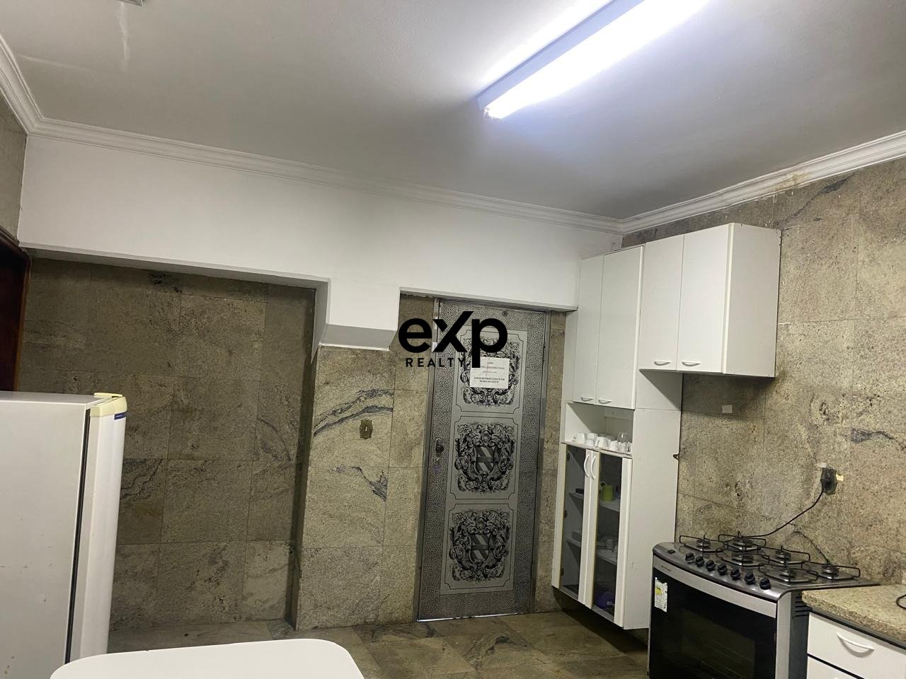 Casa comercial para alugar em São Paulo, Lineu de Paula Machado 162 Jardim Everest São Paulo 05601-001, 1250 m²