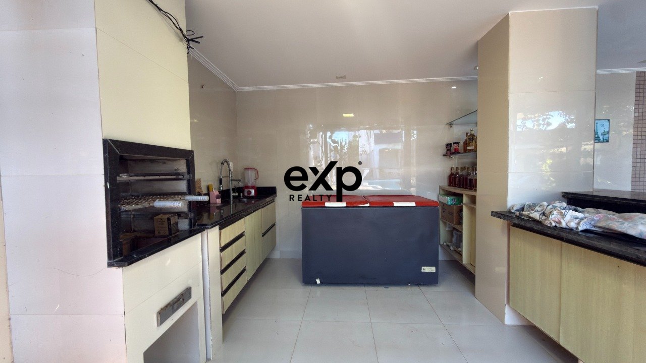 Casa à venda na Praia de Guaibim - Com piscina - 300m do mar