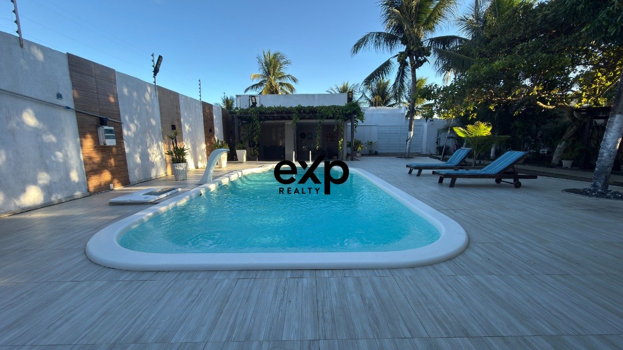 Casa à venda na Praia de Guaibim - Com piscina - 300m do mar