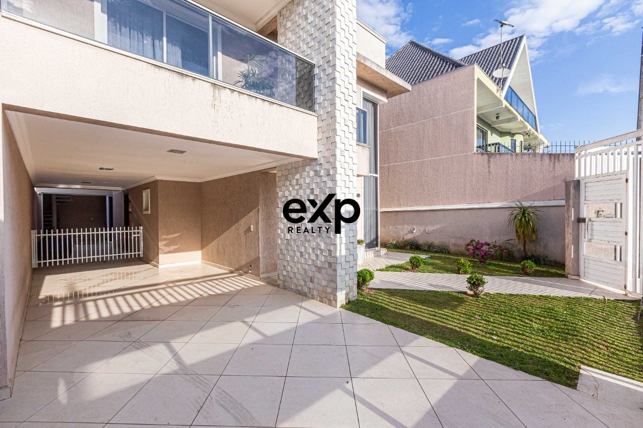 Casa com 4 quartos no Xaxim