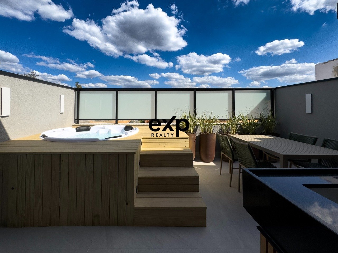 Lausanne Residence - Casas com Elevador, Natureza e Lazer de Clube, 208m2